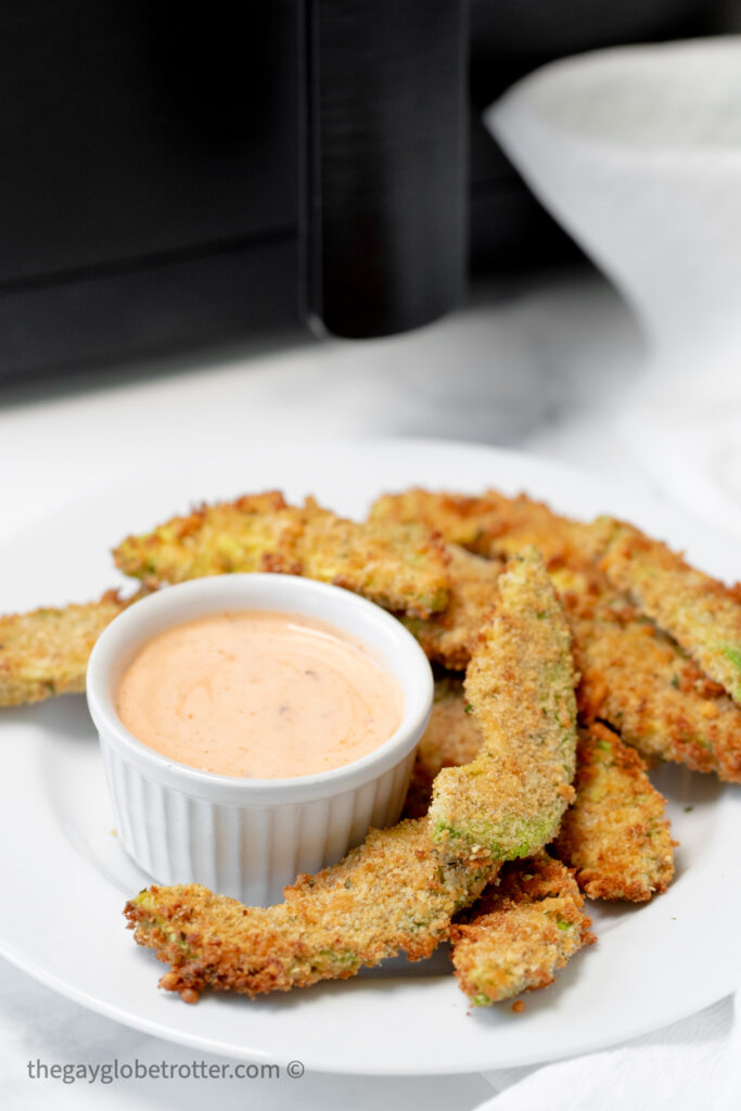 Air Fryer Avocado Fries With Sriracha Ranch Dip The Gay Globetrotter